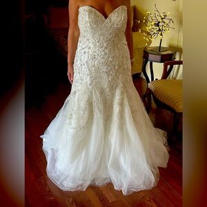 Kenneth Winston Private Label by G Bridal Design House. Style # 1571